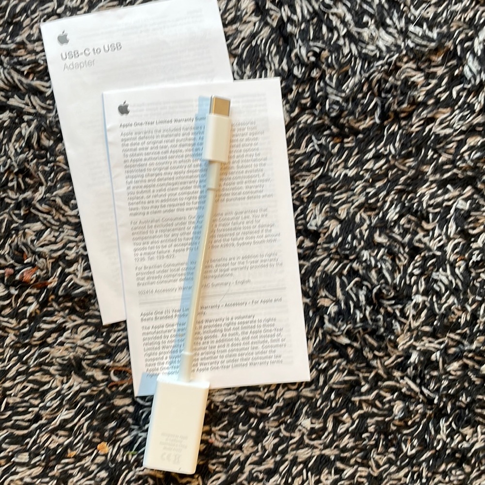APPLE USB-C TO USB ADAPTER.